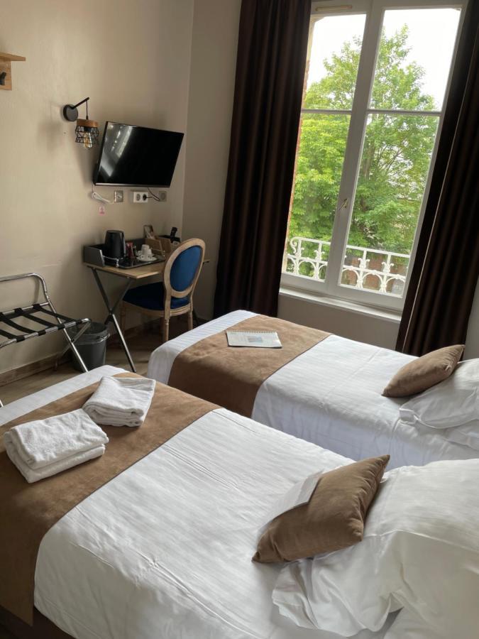 Logis Hotel- Restaurant Le Relais Guillaume De Normandy Saint-Valéry-sur-Somme Exterior photo