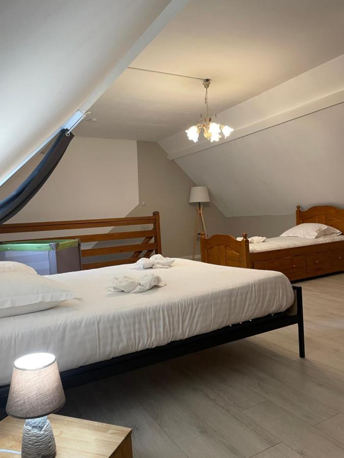Logis Hotel- Restaurant Le Relais Guillaume De Normandy Saint-Valéry-sur-Somme Exterior photo